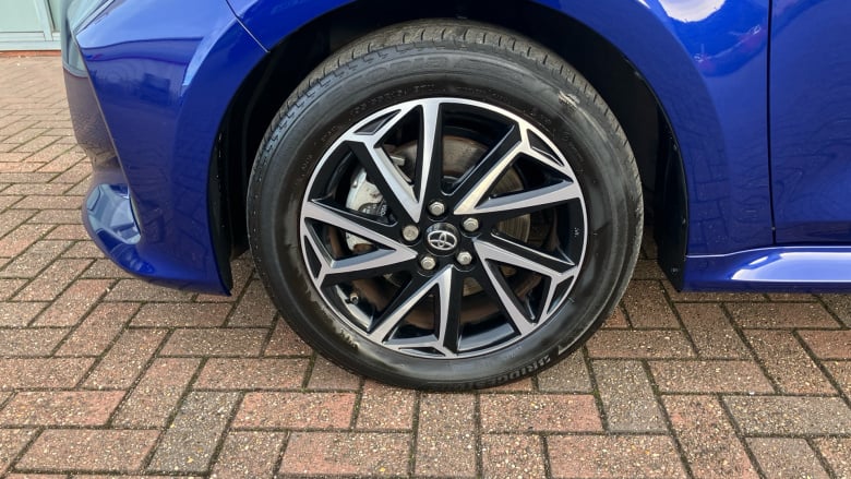 Toyota Yaris 1.5 Hybrid Design 5dr CVT Hybrid Hatchback